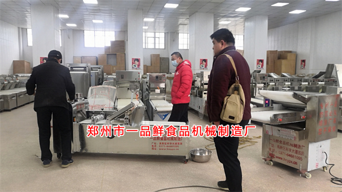 洛陽客戶訂購(gòu)面館燴面機(jī)(圖3)